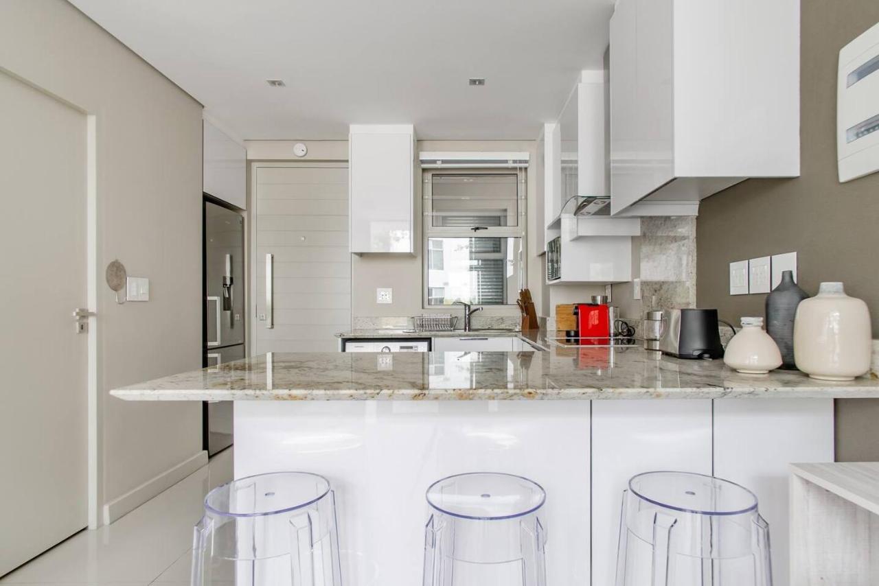 Lux Andringa Walk Apartments Стеленбош Екстериор снимка