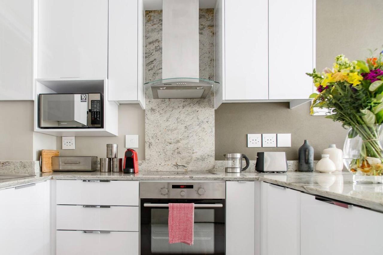 Lux Andringa Walk Apartments Стеленбош Екстериор снимка