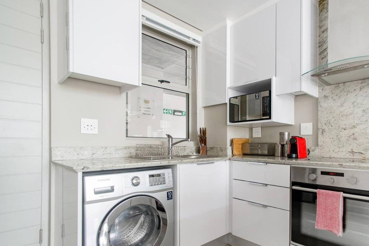Lux Andringa Walk Apartments Стеленбош Екстериор снимка