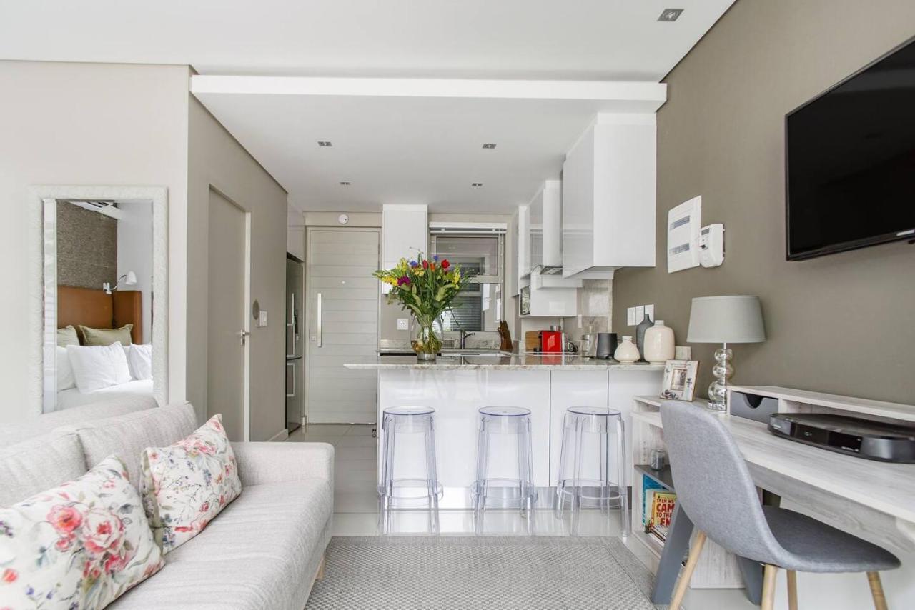 Lux Andringa Walk Apartments Стеленбош Екстериор снимка